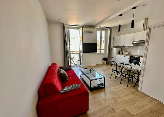 Appartement À Meyerbeer