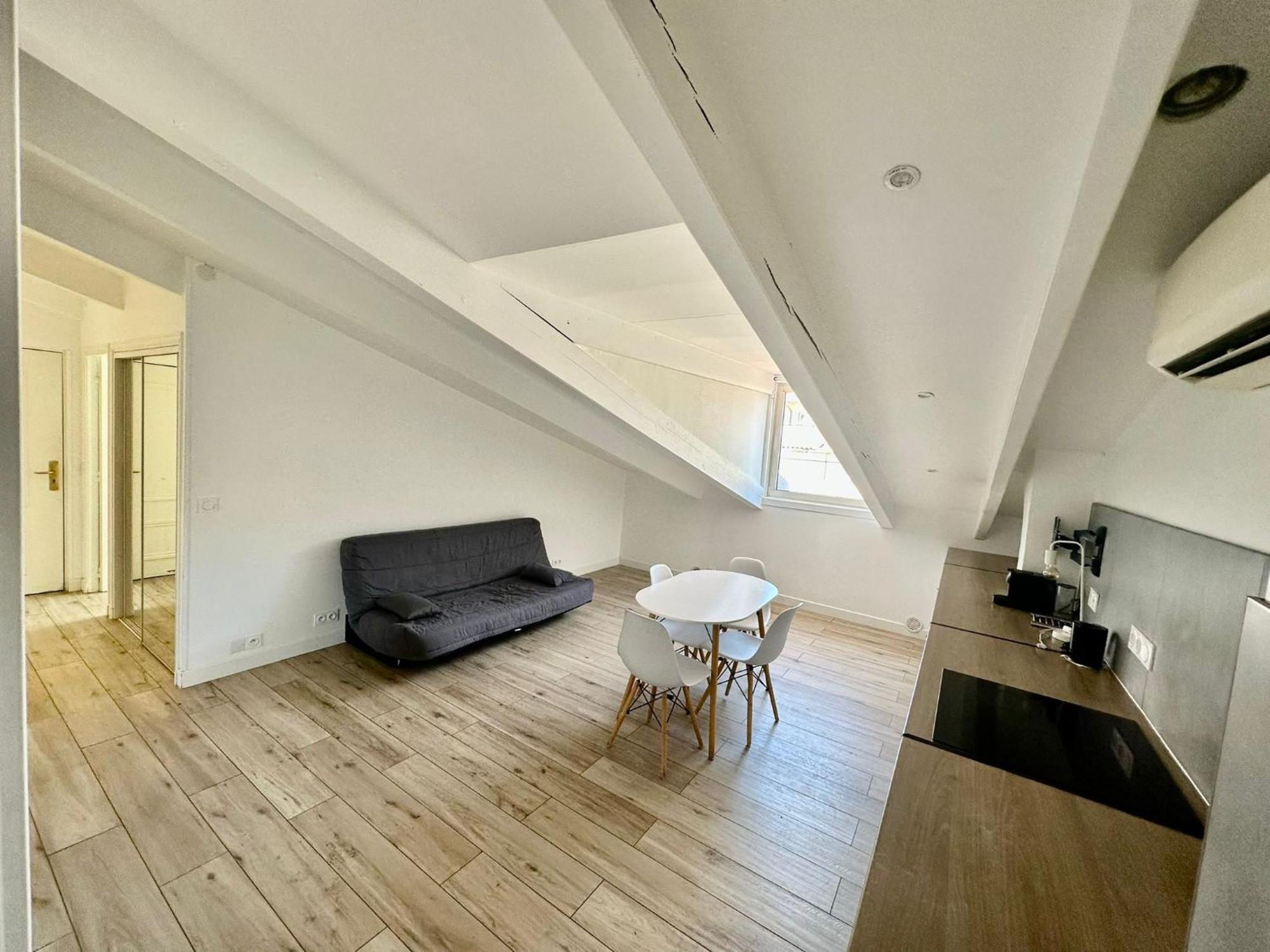 Apartamento à Meyerbeer *